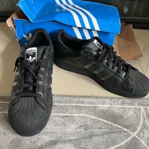 Originals Men's Superstar Sneaker